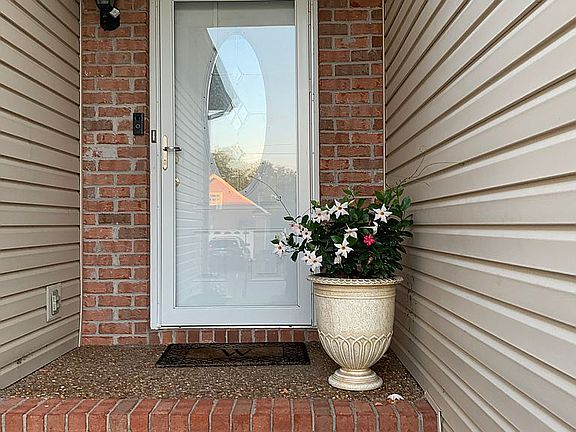 4th image of 1162 Flat Stone Dr