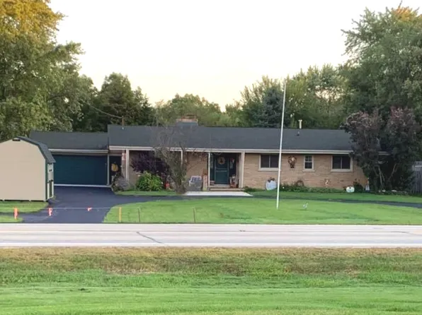 121 E Francis Rd, New Lenox, IL 60451