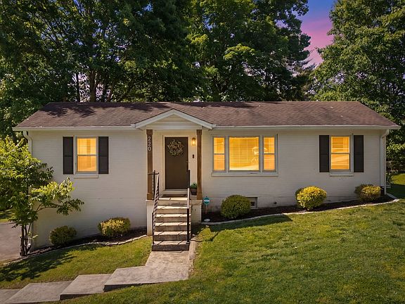2nd image of 220 Crestland Dr