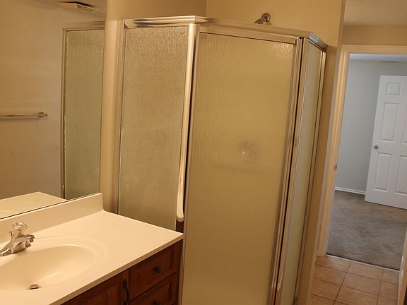 5th image of 5513 N Geneva Way