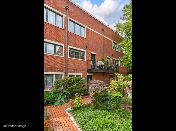 2455 W Ohio St Unit 21W, Chicago, IL 60612