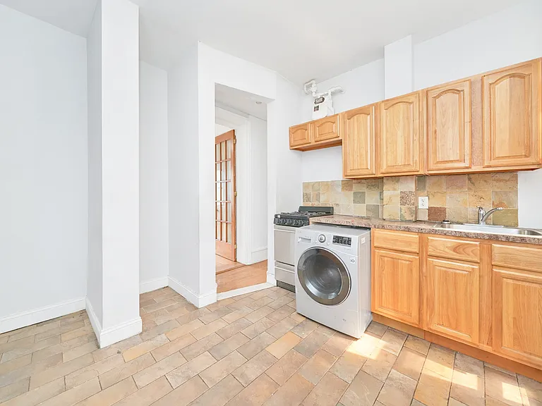 587 Riverside Dr #3B — Photo 8