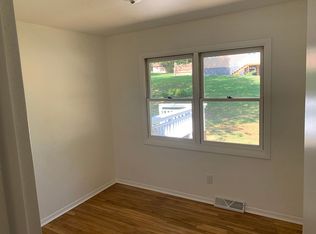 730 Parkview Dr, Richland Center, WI 53581