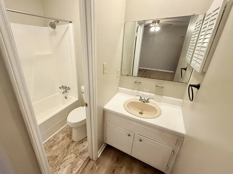 739 Ashbrook Rd — Photo 12