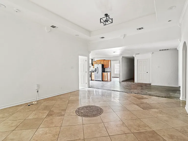 8619 Painted Teepee St — Photo 13