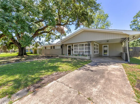 1510 Holly Dr, Opelousas, LA 70570