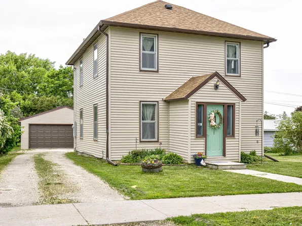 120 2nd Ave NW, Plainview, MN 55964