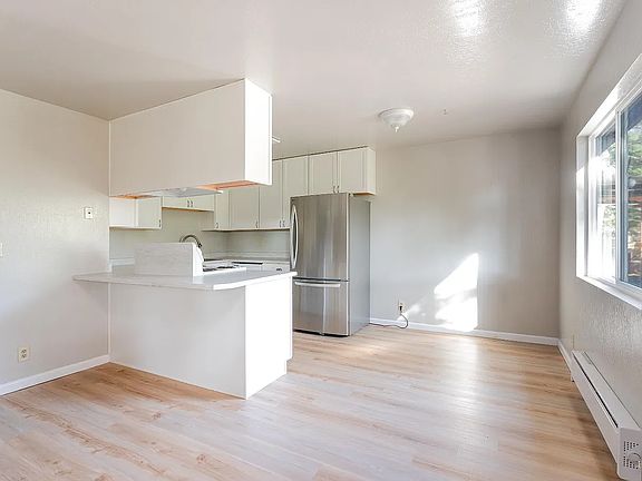 4th image of 1608 Daphne Dr Unit B