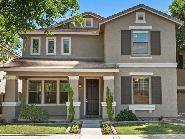 2713 S HANSEN Drive, Gilbert, AZ 85295