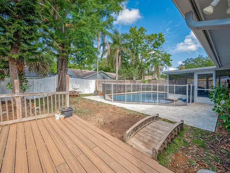 18322 Swan Lake Dr — Photo 6