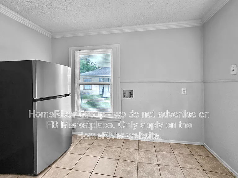 1817 Brittain St — Photo 9