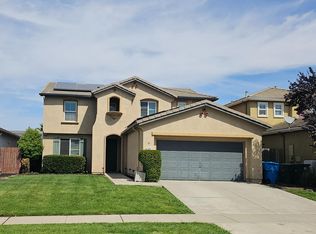 1351 Leighton Grove Dr, Plumas Lake, CA 95961