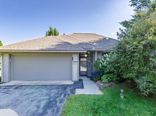 57 Laurel Ln, White Riv Jct, VT 05001