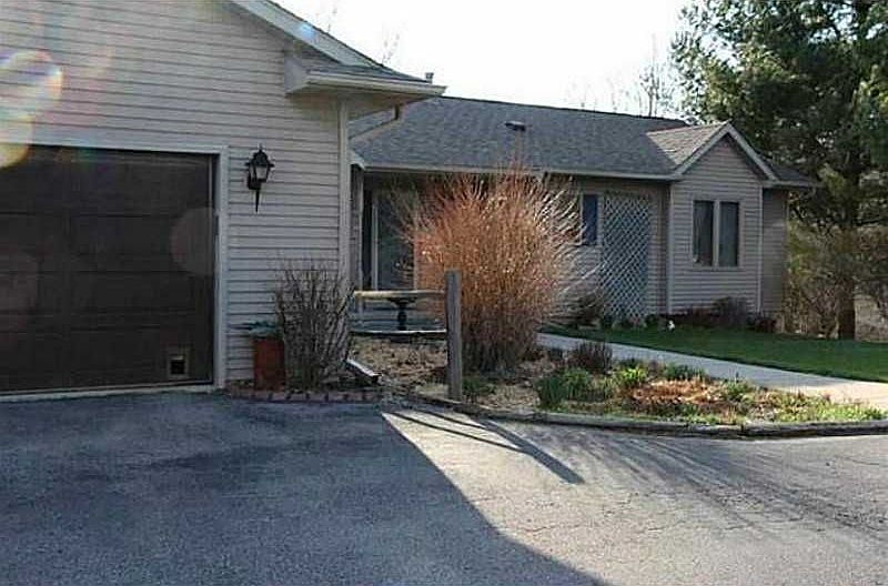 1st image of 2219 Hill Dr NE