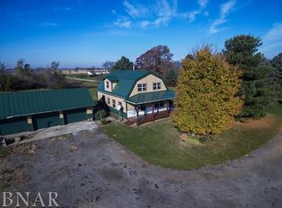 7410 Carl Springs Rd, Wapella, IL 61777