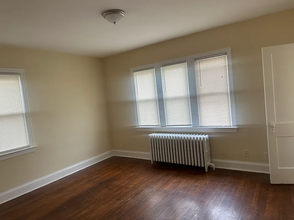 310 Decatur St NW #4