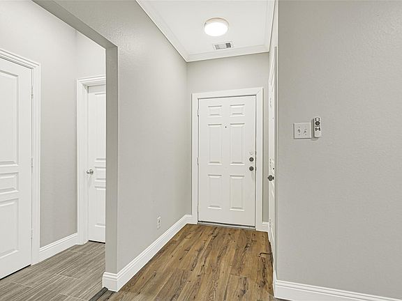 4th image of 11015 Harston Dr