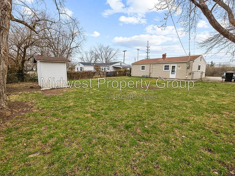 1432 E Pitman Ave — Photo 22