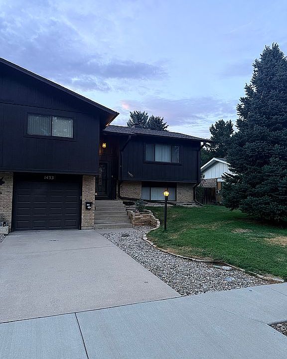 1st image of 1433 Caddoa Dr