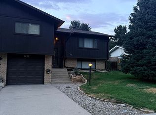 1433 Caddoa Dr, Loveland, CO 80538