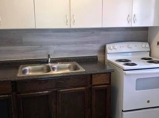 5135 Maple St APT 1, Omaha, NE 68104