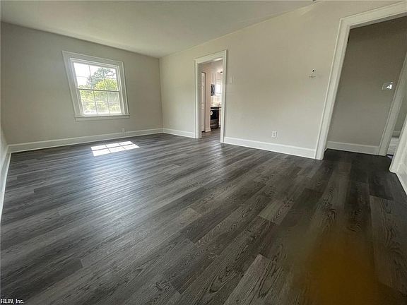 4th image of 728 Bolling St