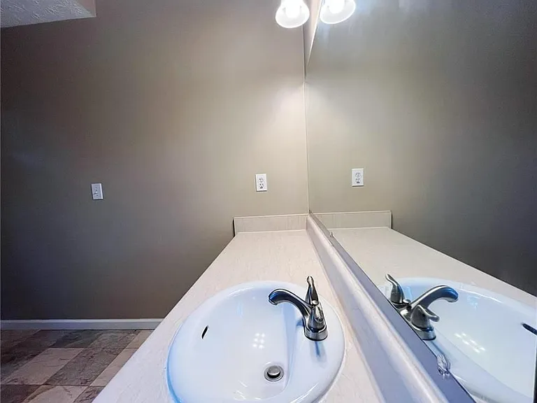 3060 Oak Meadow Dr — Photo 22