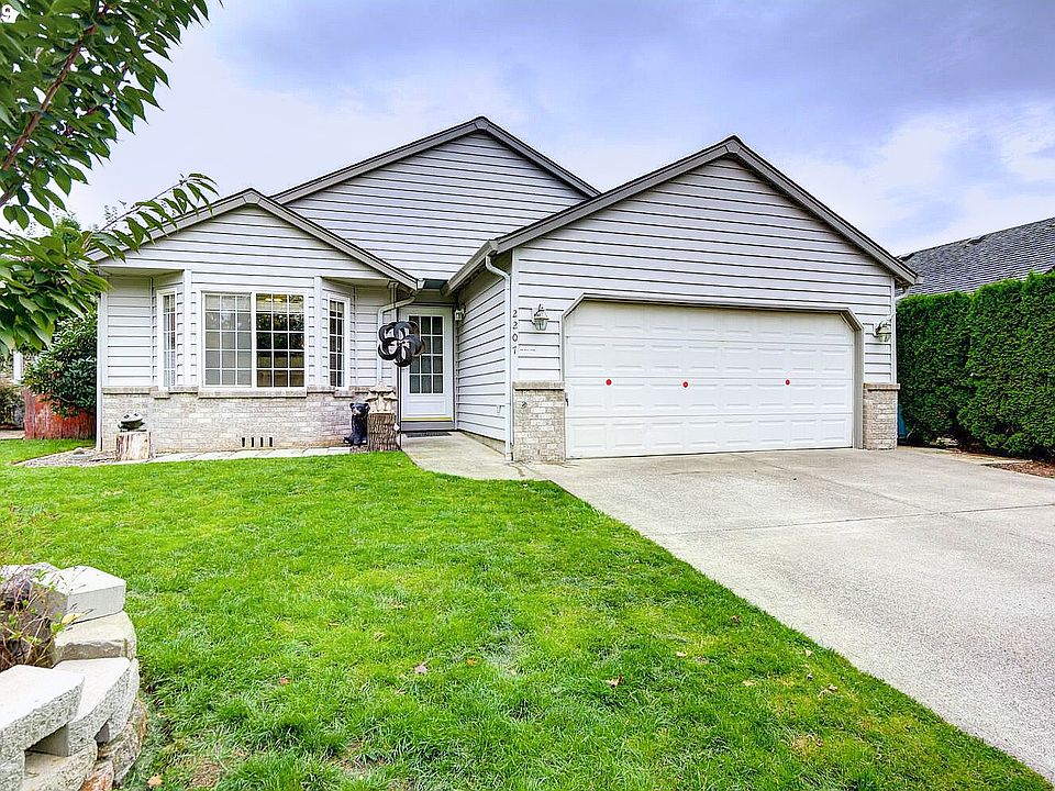 1st image of 2207 SE 177th Ave