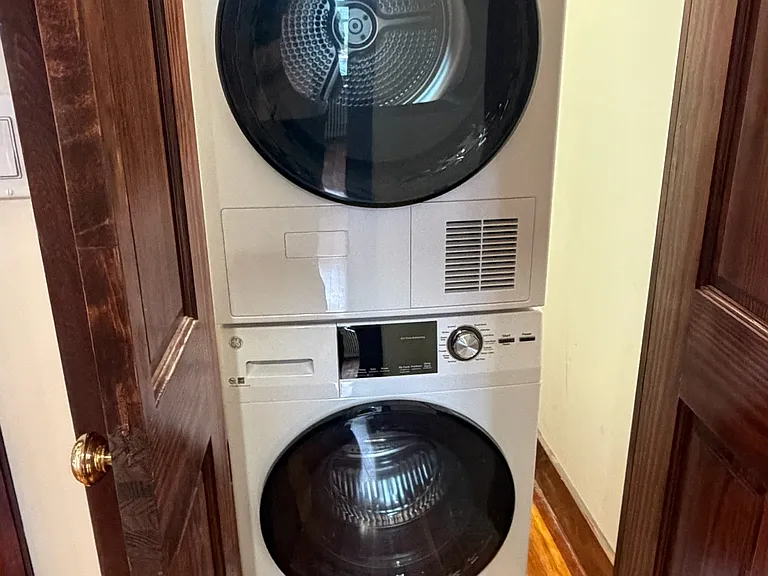 in unit washer dryer