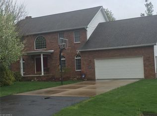 2028 Timber Creek Dr E, Cortland, OH