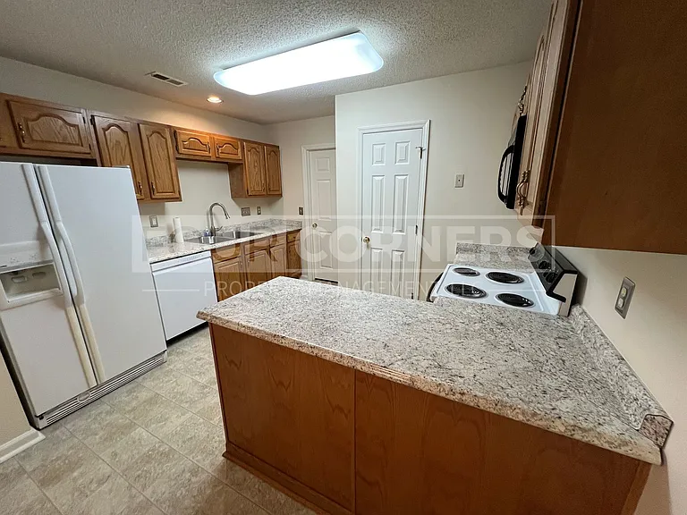 36 Mansfield Cir — Photo 4