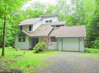 1241 Longrifle Rd, Pocono Pines, PA 18350