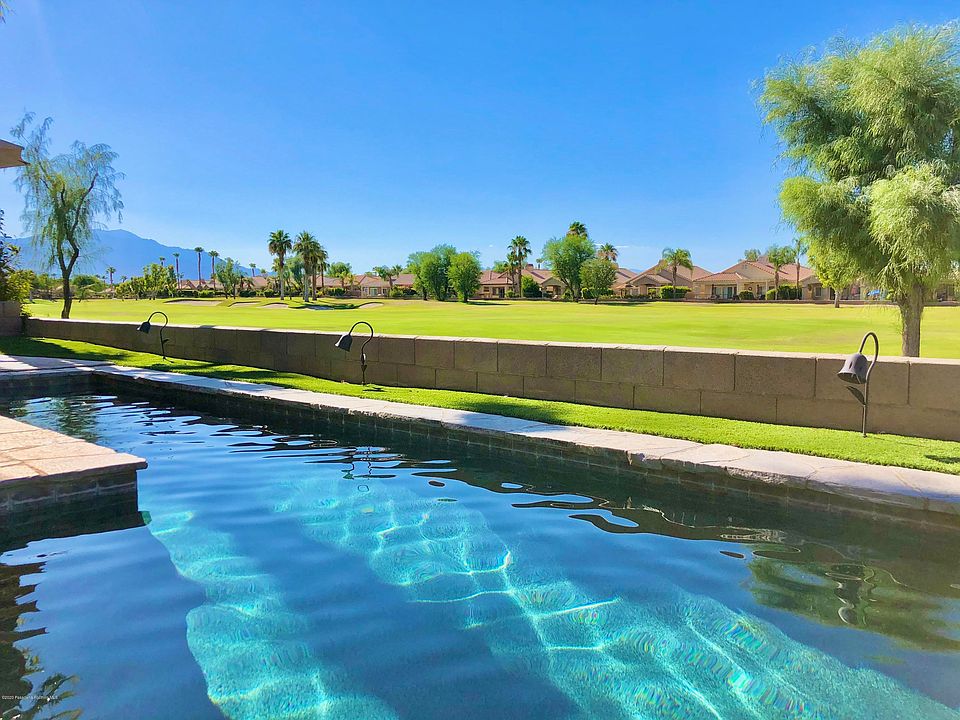 1st image of 80382 Pebble Beach Dr