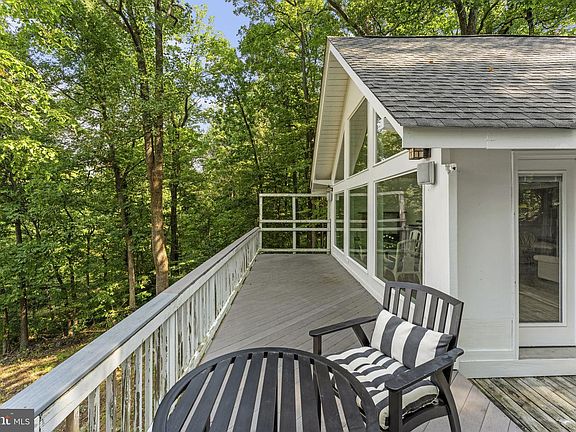 4th image of 4607 Blue Mountain Rd