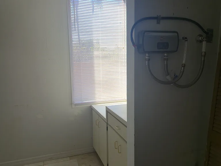 10244 E Colonial Dr #111 — Photo 5