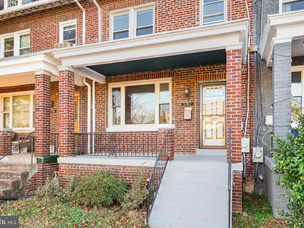 2702 6th St NE, Washington, DC 20017