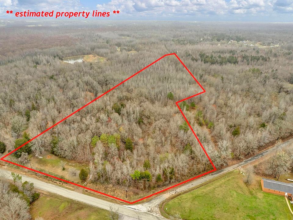 1st image of 15 Scott Dr #3