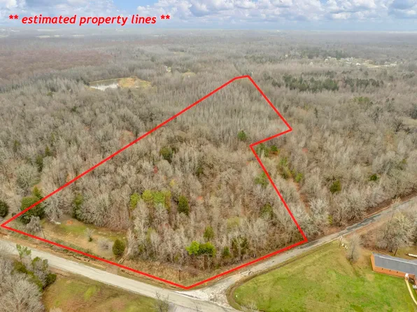 15 Scott Dr #3, Moscow, TN 38057