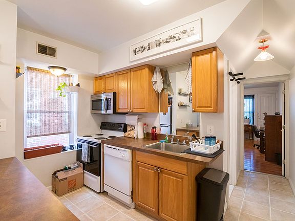5th image of 807 N Franklin St #2