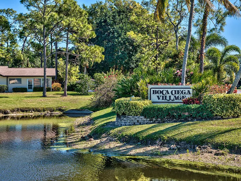 3655 Boca Ciega Dr #111 — Photo 2