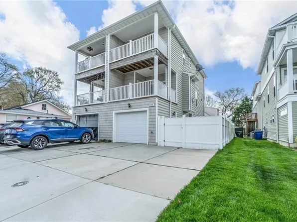 706 14th St, Virginia Beach, VA 23451