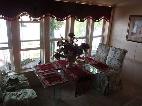 2nd image of 2824 S Mellwood Park Dr E