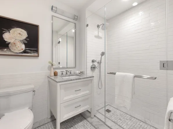 100 Claremont Avenue image 8 of 19