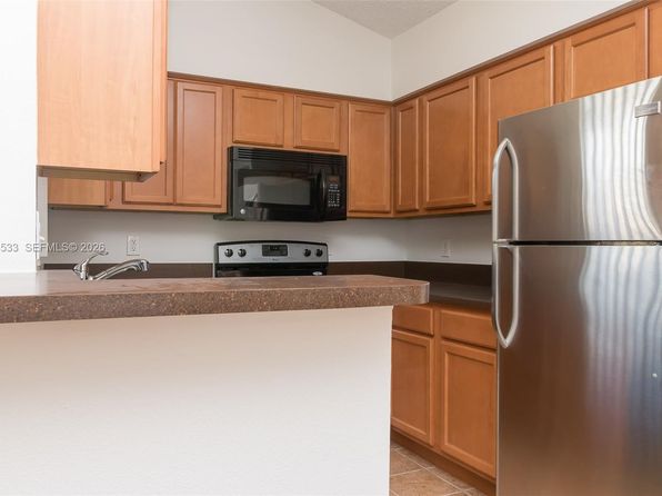 7680 Westwood Dr APT 831