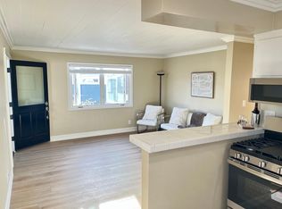 601 Marguerite Ave #B, Corona Del Mar, CA 92625