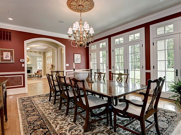 Spacious Dining Room