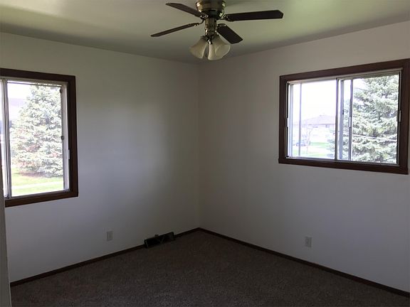 3rd image of 8801 Buckingham Dr APT 7