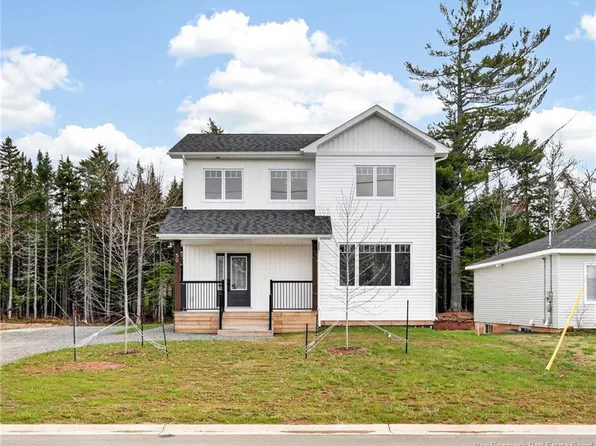 50 Carter St, Dieppe, NB E1A 0G4