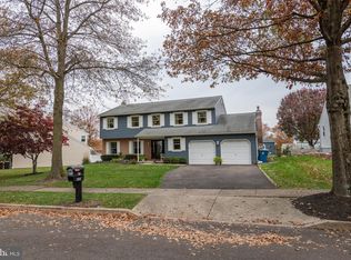 237 Holly Dr, Chalfont, PA 18914