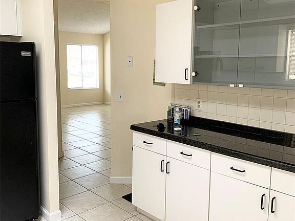 3rd image of 6224 Country Fair Cir